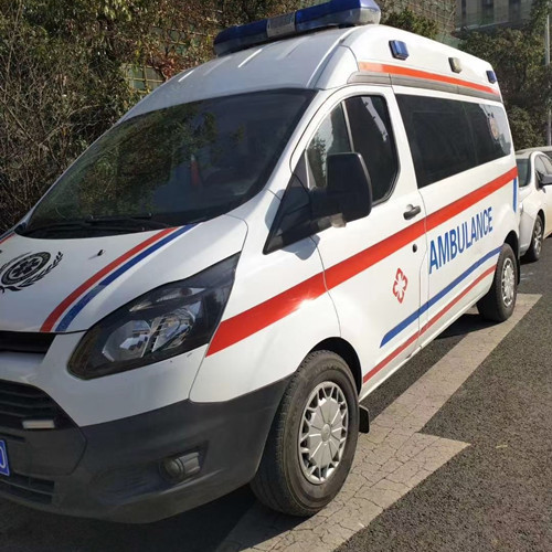 凤庆品质救护车出租,为您的健康出行负责